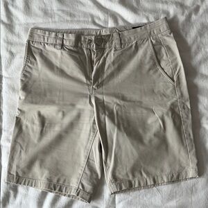 Bonobos Men's Tan Shorts